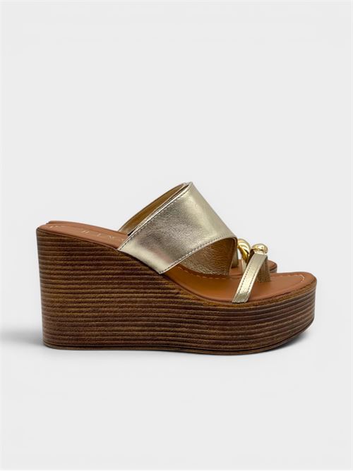 Sandalo platform laminato oro con infradito e fascia larga IL LACCIO | VALGIANO103PELLEPLATINO